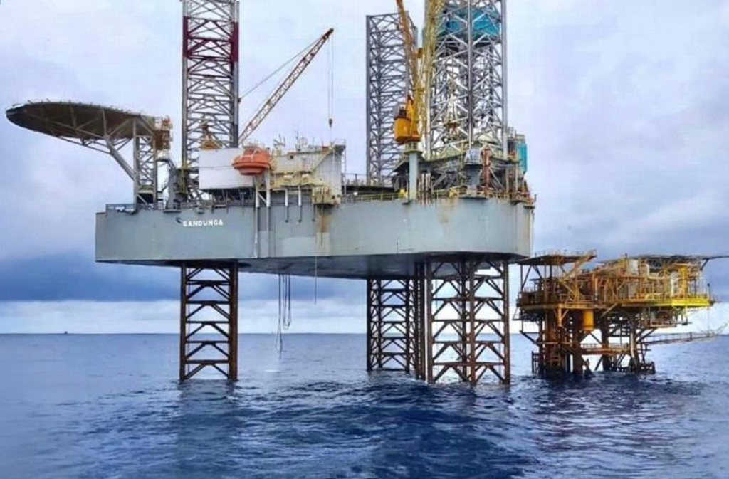 Jack-up Sandunga working deck